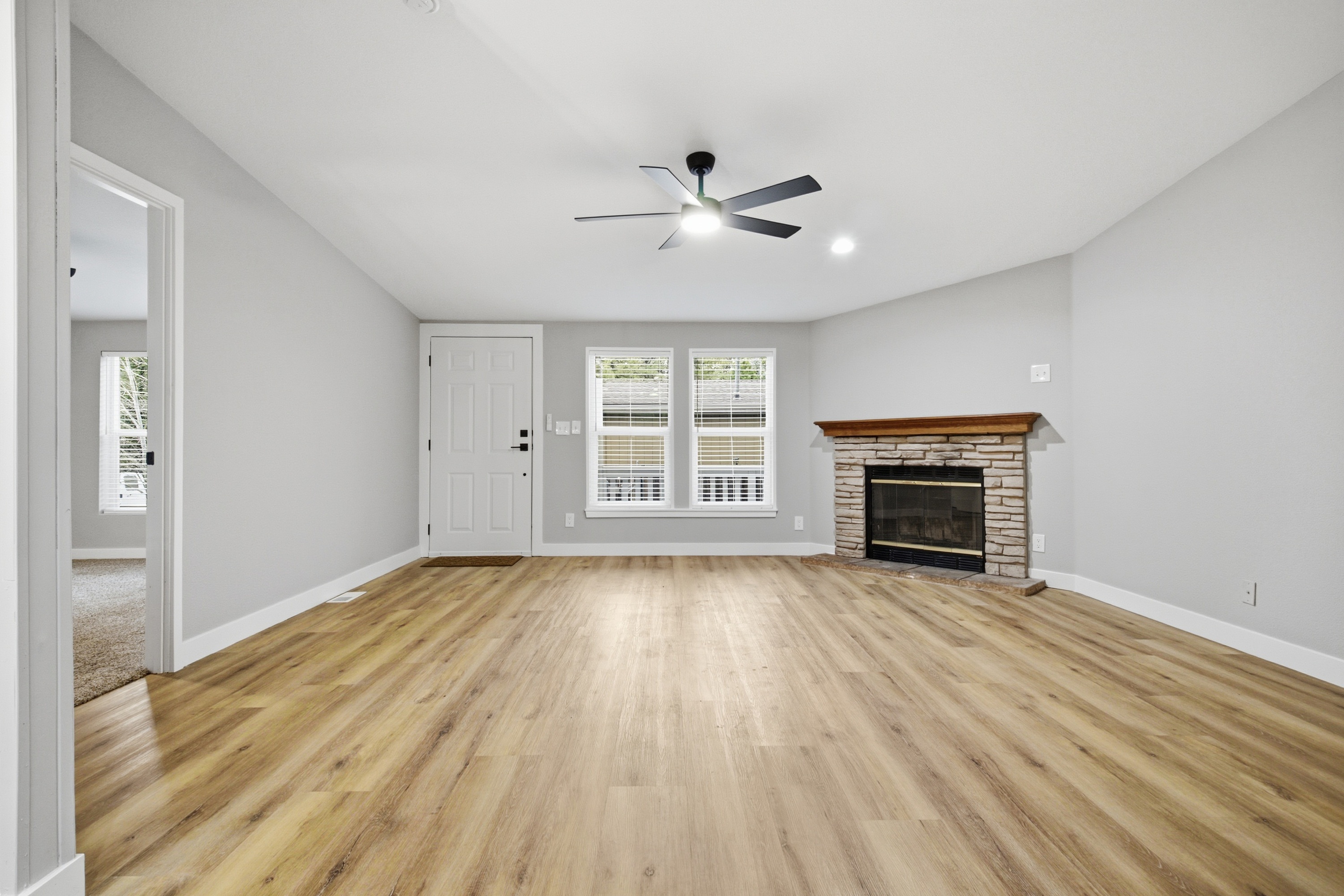 Adirondack — living room with fireplace